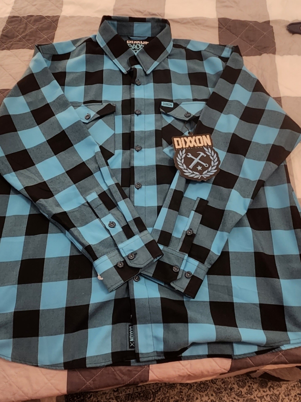 Dixxon Back 3X Flannel Plaid Flannel in Blue & Black NWT